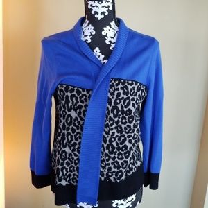 ST. JOHN 100% wool cardigan